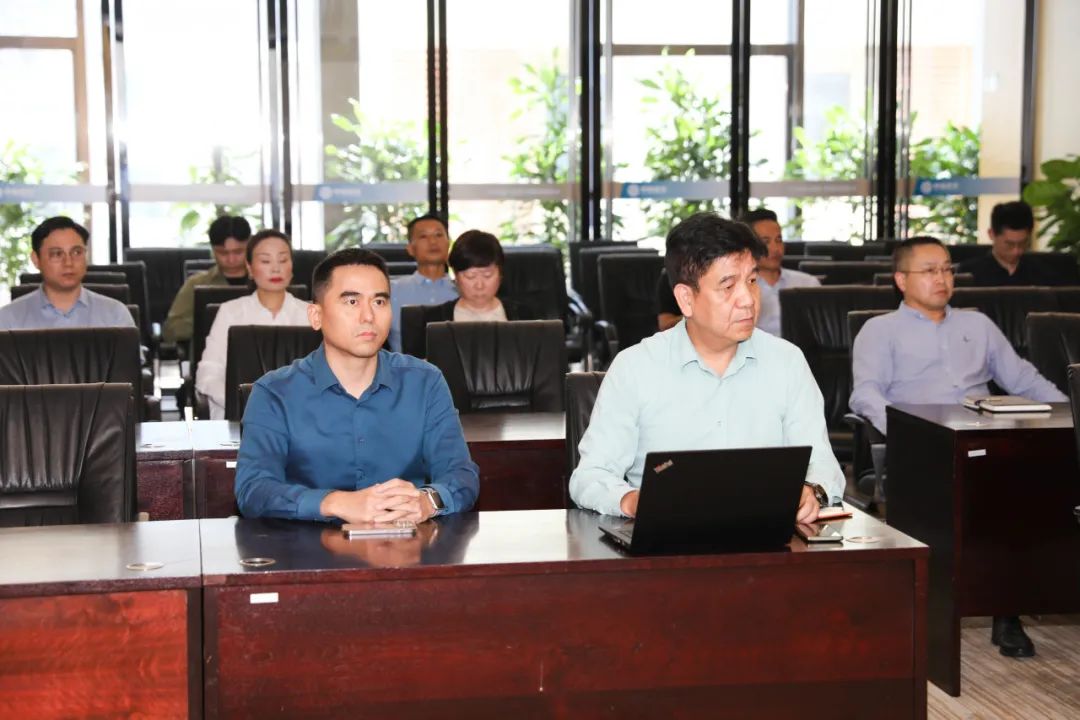 中裝建設落實全省住建領域重大事故隱患專項排查整治2023行動再宣貫、再落實推進會會議精神
